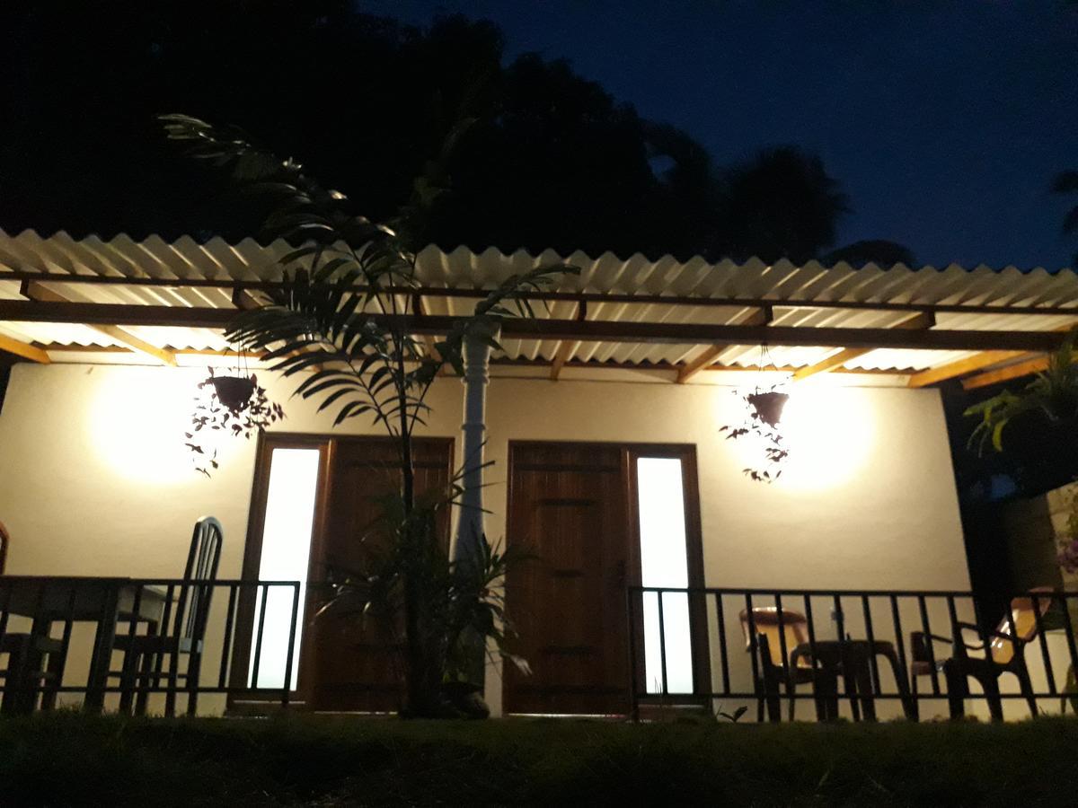 Akila Holiday Resort ハバラナ エクステリア 写真